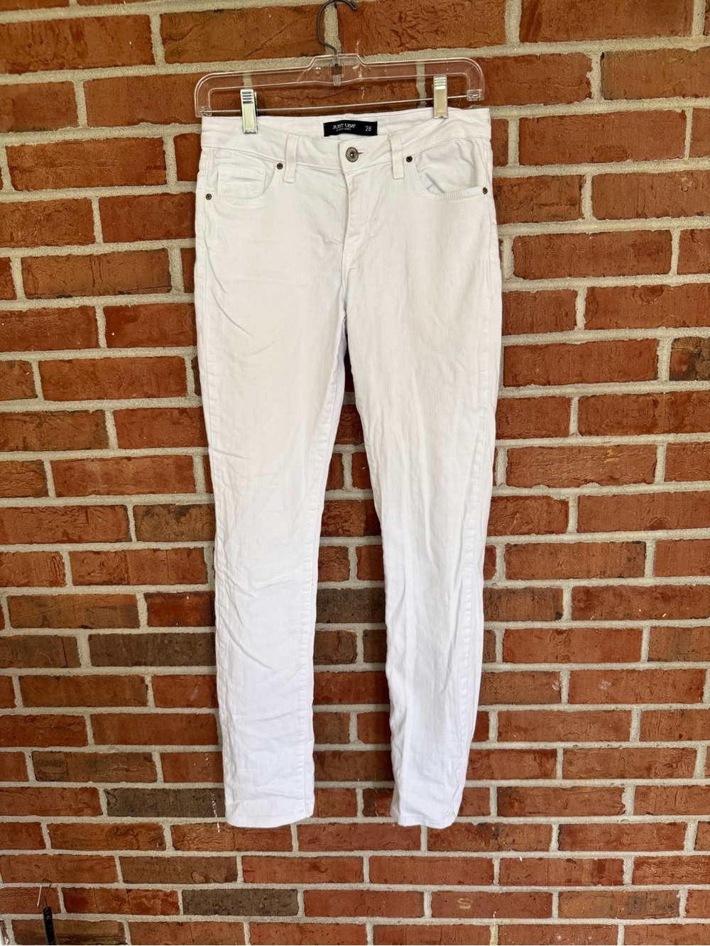 Just USA White Skinny Jeans — Slim Women's Fit
